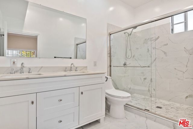 2151 Glendon Avenue, Los Angeles, CA 90025