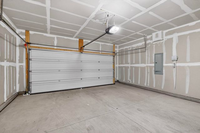 211 Prism Avenue SW, Rio Rancho, NM 87124