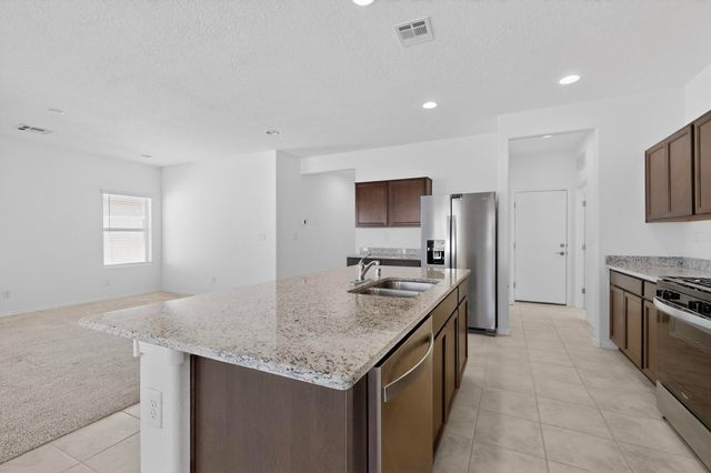 211 Prism Avenue SW, Rio Rancho, NM 87124