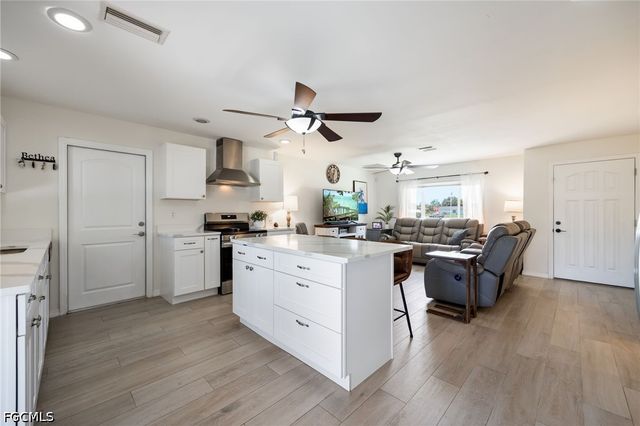 3601 Wisteria PL, Punta Gorda, FL 33950