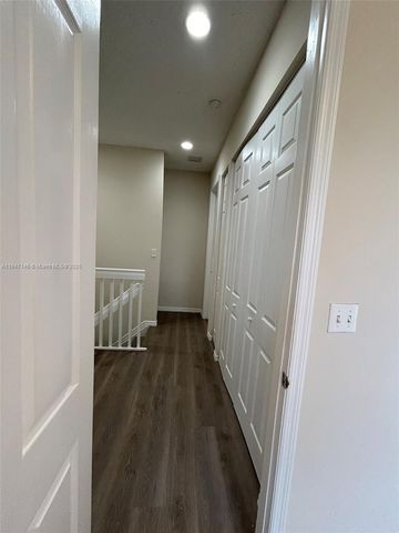 954 NE 42nd Ter, Homestead, FL 33033