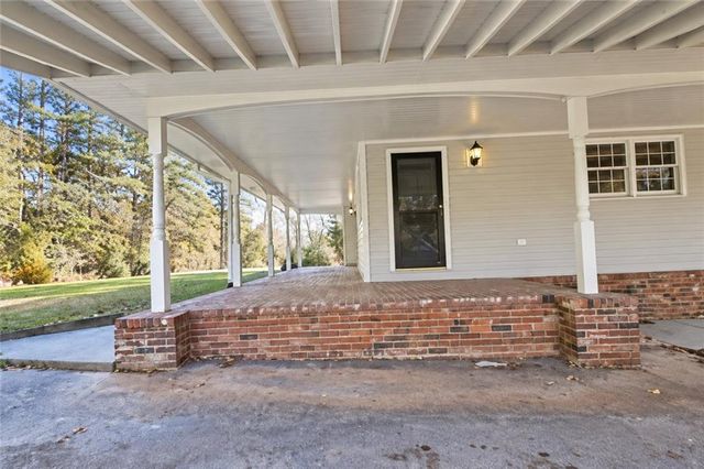 916 Jones Mill Road, Cartersville, GA 30120