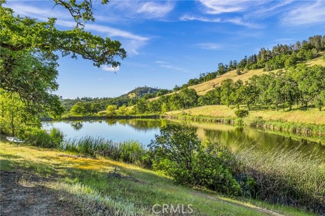 17063 Hofacker Lane, Lower Lake, CA 95457