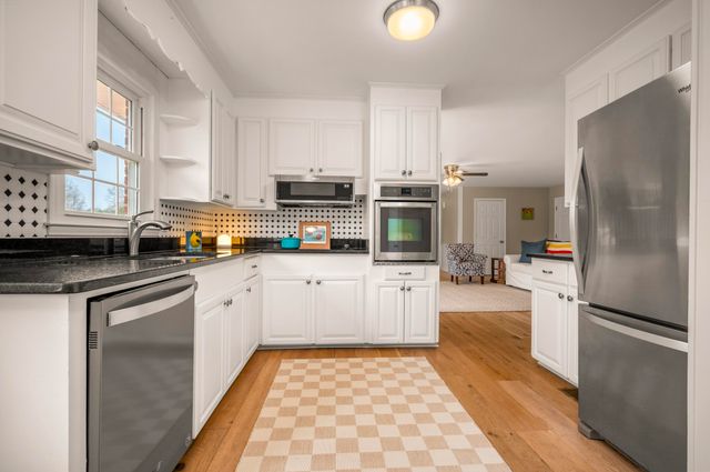 820 E Brookwood Drive, Landrum, SC 29356