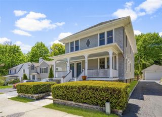 69 Murray Avenue, Larchmont, NY 10538
