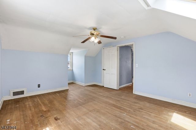 641 Greenbrook Rd, North Plainfield Boro, NJ 07063