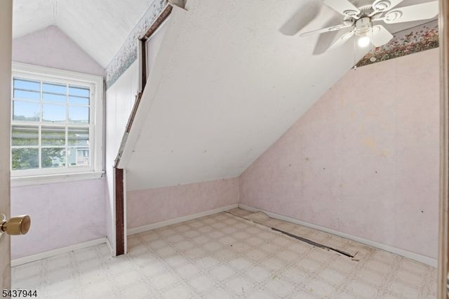 641 Greenbrook Rd, North Plainfield Boro, NJ 07063