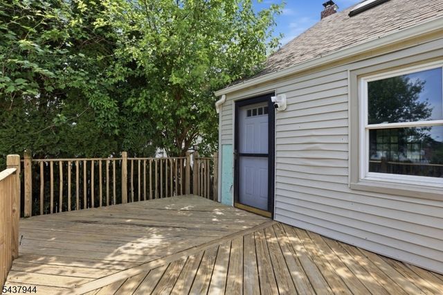 641 Greenbrook Rd, North Plainfield Boro, NJ 07063