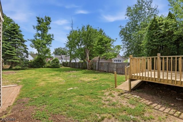 641 Greenbrook Rd, North Plainfield Boro, NJ 07063