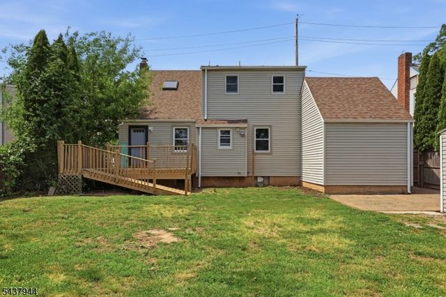 641 Greenbrook Rd, North Plainfield Boro, NJ 07063