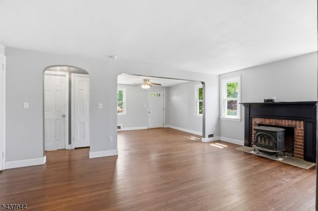 641 Greenbrook Rd, North Plainfield Boro, NJ 07063