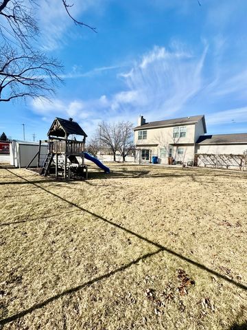 623 E Fullerton Avenue, Glendale Heights, IL 60139
