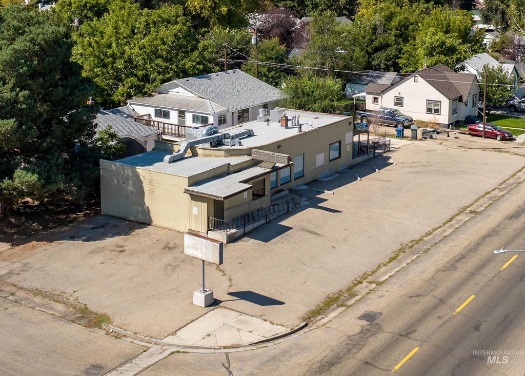 1923 2nd Street S, Nampa, ID 83651