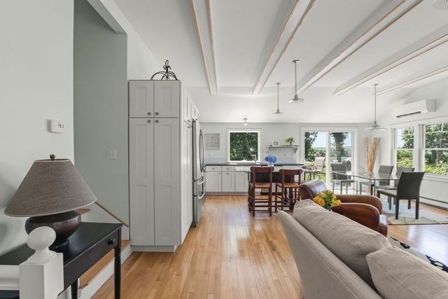 20 Burg Ave, Sandwich, MA 02563