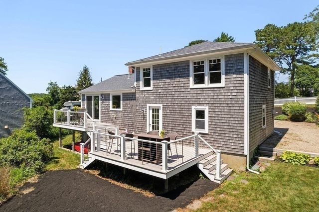 20 Burg Ave, Sandwich, MA 02563