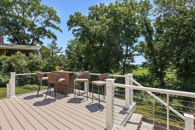 20 Burg Ave, Sandwich, MA 02563
