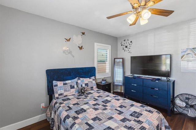 1600 W 80th Street, Los Angeles, CA 90047