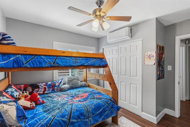 1600 W 80th Street, Los Angeles, CA 90047