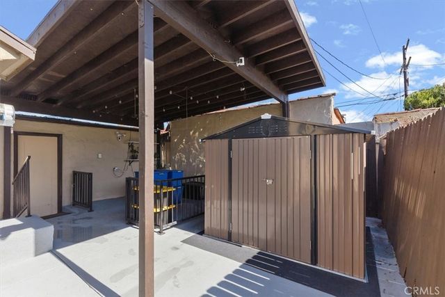 1600 W 80th Street, Los Angeles, CA 90047