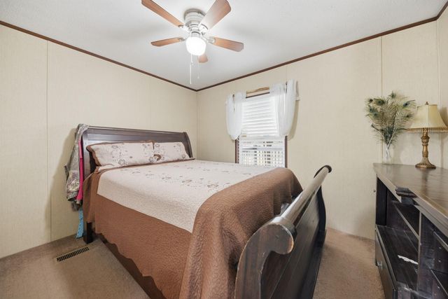 1182 Oak Crest Drive, New Ulm, TX 78950