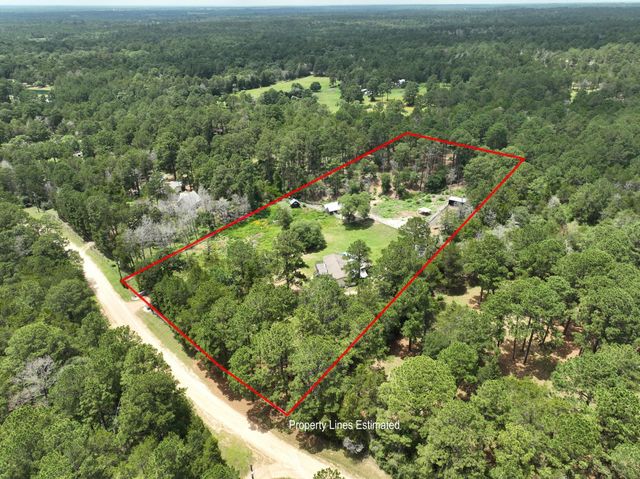 1182 Oak Crest Drive, New Ulm, TX 78950