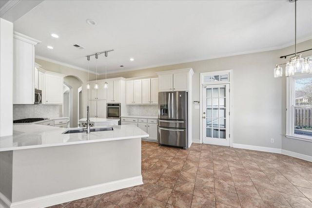 1813 FARISH DOWNS CT, Collierville, TN 38017