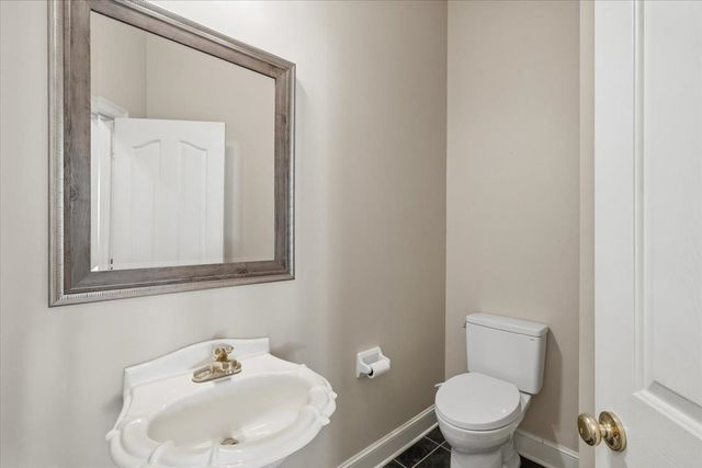 1813 FARISH DOWNS CT, Collierville, TN 38017