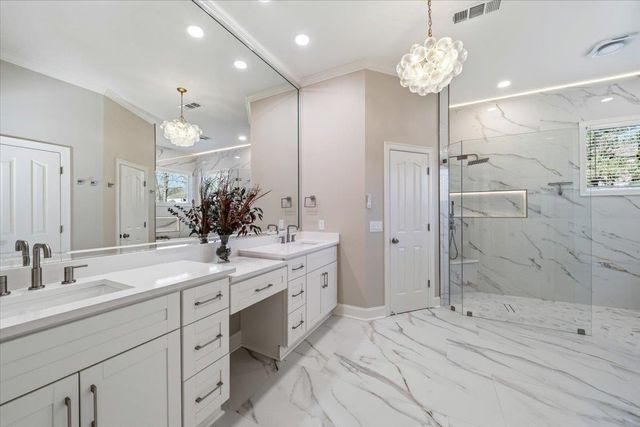 1813 FARISH DOWNS CT, Collierville, TN 38017