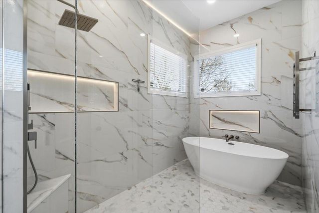 1813 FARISH DOWNS CT, Collierville, TN 38017