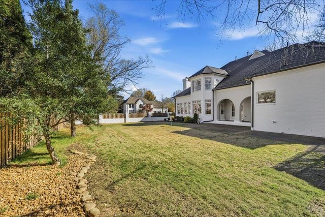 1813 FARISH DOWNS CT, Collierville, TN 38017