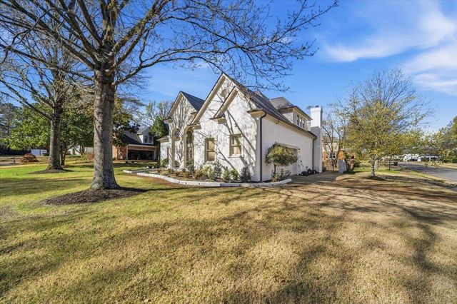 1813 FARISH DOWNS CT, Collierville, TN 38017