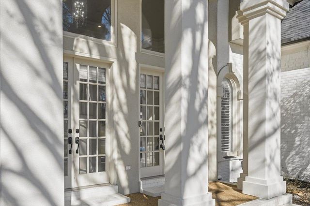 1813 FARISH DOWNS CT, Collierville, TN 38017