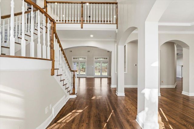 1813 FARISH DOWNS CT, Collierville, TN 38017