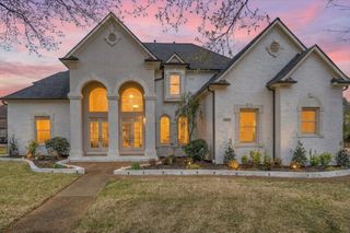 1813 FARISH DOWNS CT, Collierville, TN 38017