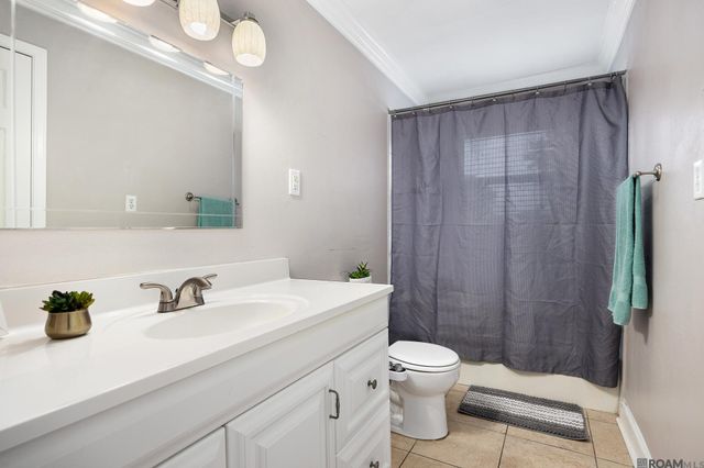 305 S Nickens Ave, Gonzales, LA 70737