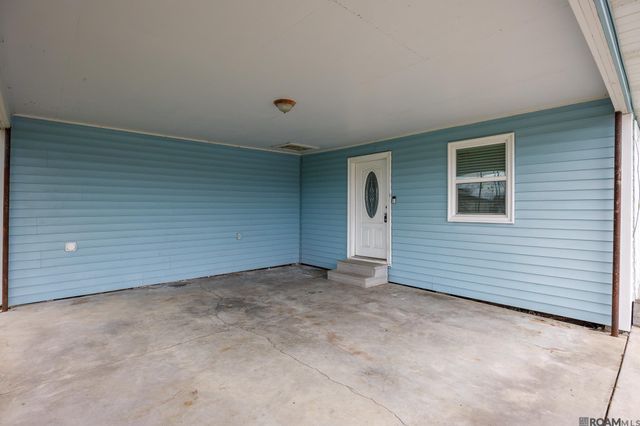 305 S Nickens Ave, Gonzales, LA 70737