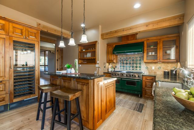 40 Anasazi Trails Loop, Placitas, NM 87043