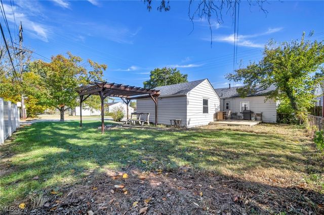 4046 W 143rd Street, Cleveland, OH 44135