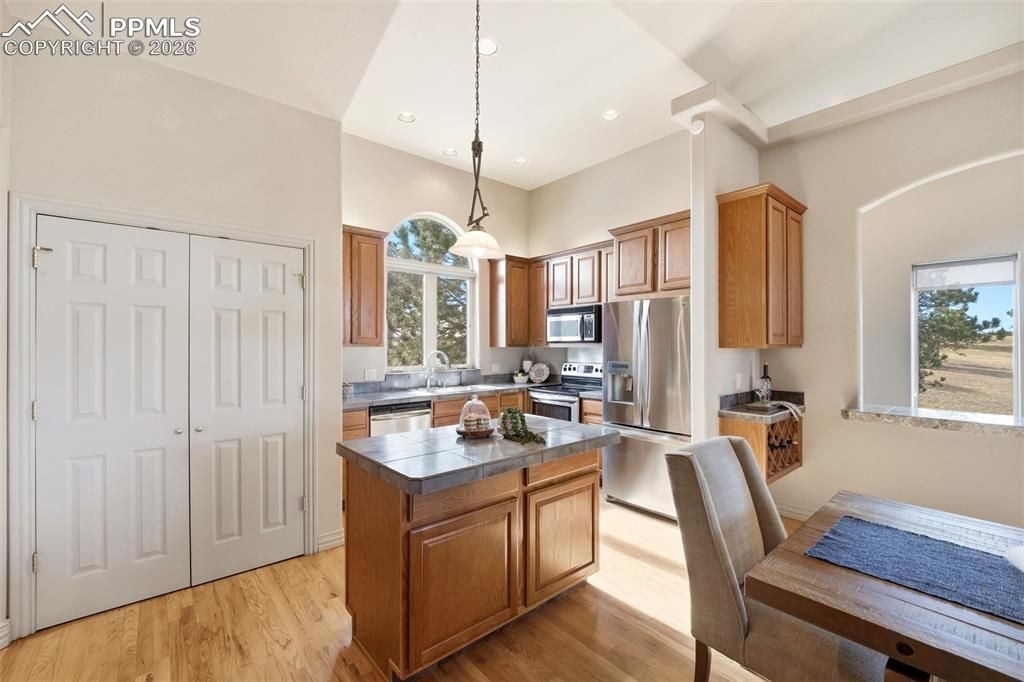 Image 13 of property listing at 10350 Hodgen Road, Colorado Springs, CO 80908