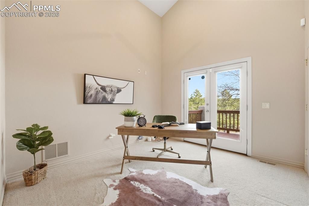 Image 20 of property listing at 10350 Hodgen Road, Colorado Springs, CO 80908