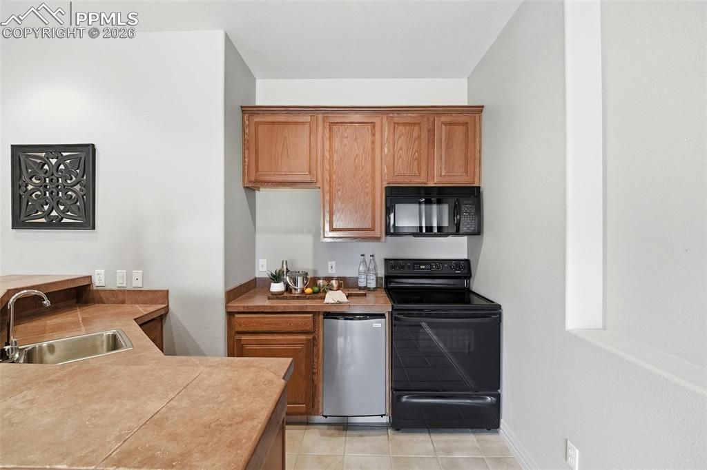 Image 25 of property listing at 10350 Hodgen Road, Colorado Springs, CO 80908