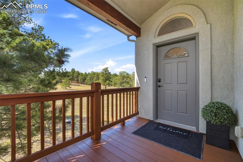 Image 4 of property listing at 10350 Hodgen Road, Colorado Springs, CO 80908