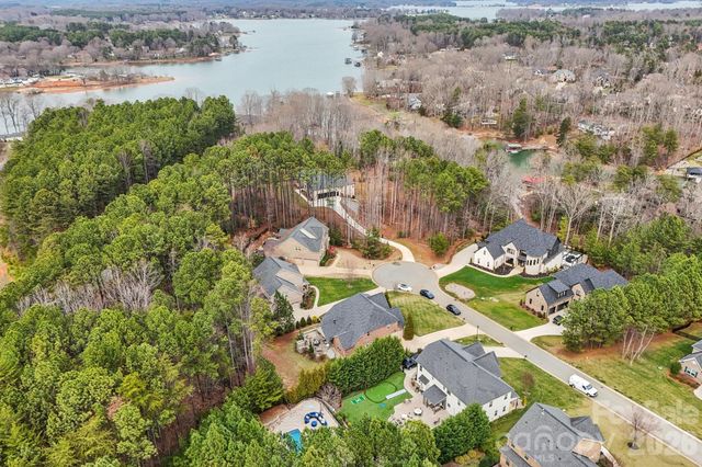 4013 Spindrift Cove, Denver, NC 28037