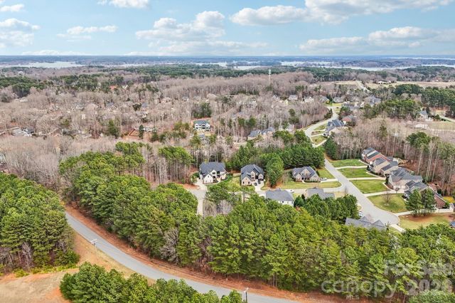 4013 Spindrift Cove, Denver, NC 28037