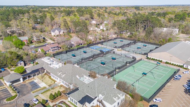 2004 S Petit Bois Street, Jackson, MS 39211