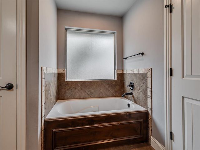 17401 Murcielago Court, Oklahoma City, OK 73170