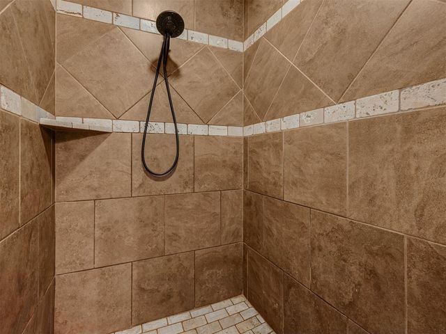 17401 Murcielago Court, Oklahoma City, OK 73170
