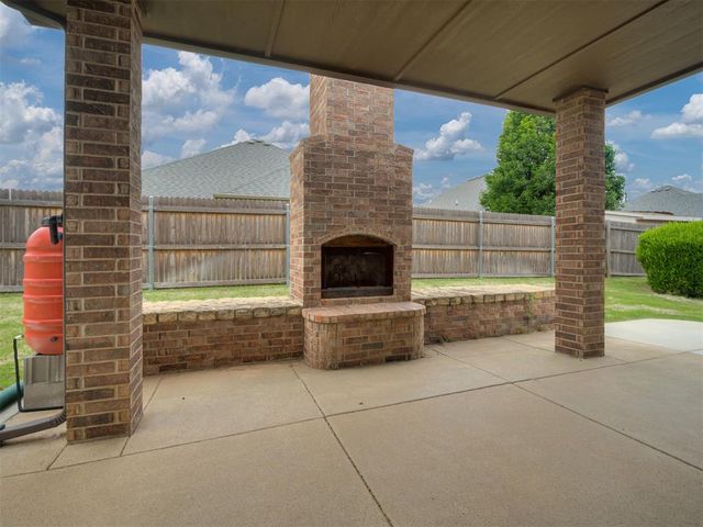 17401 Murcielago Court, Oklahoma City, OK 73170