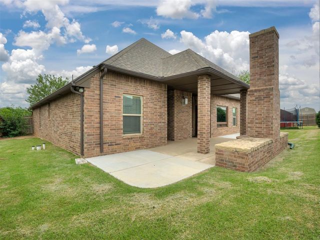 17401 Murcielago Court, Oklahoma City, OK 73170