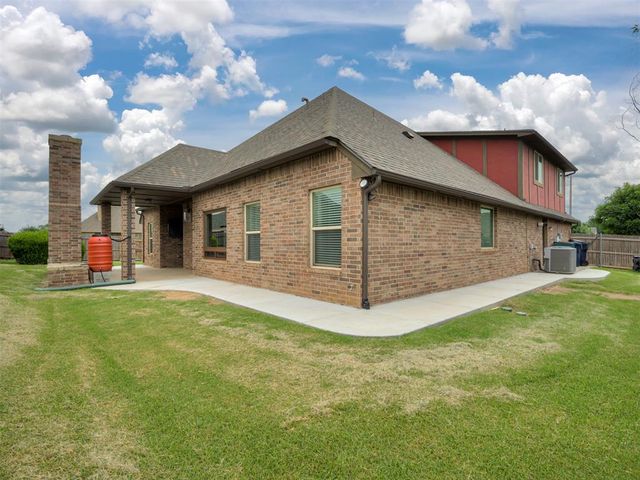 17401 Murcielago Court, Oklahoma City, OK 73170